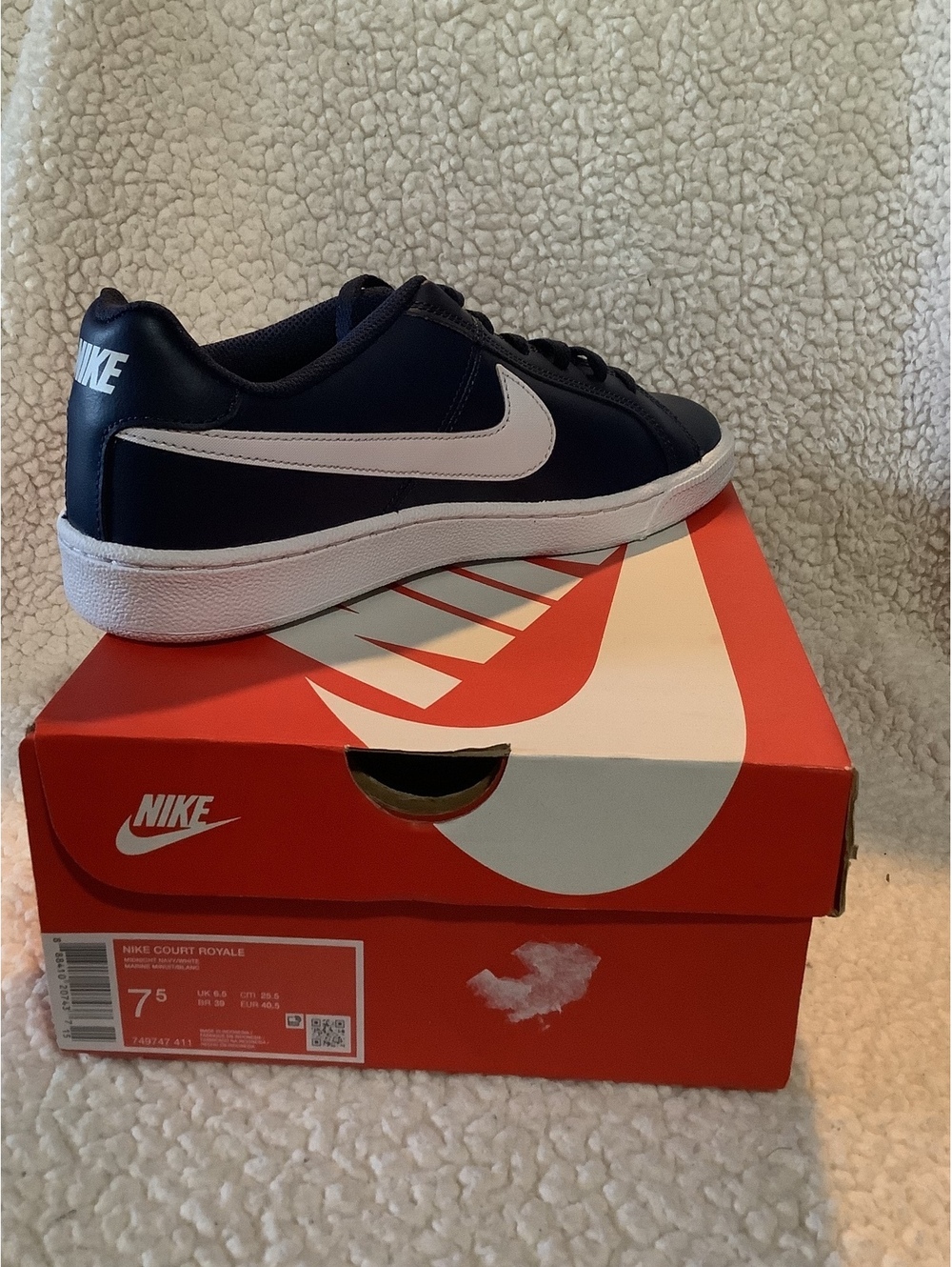 Nike Court Royale Men's Sneakers Size 7.5 Navy Blue and White
